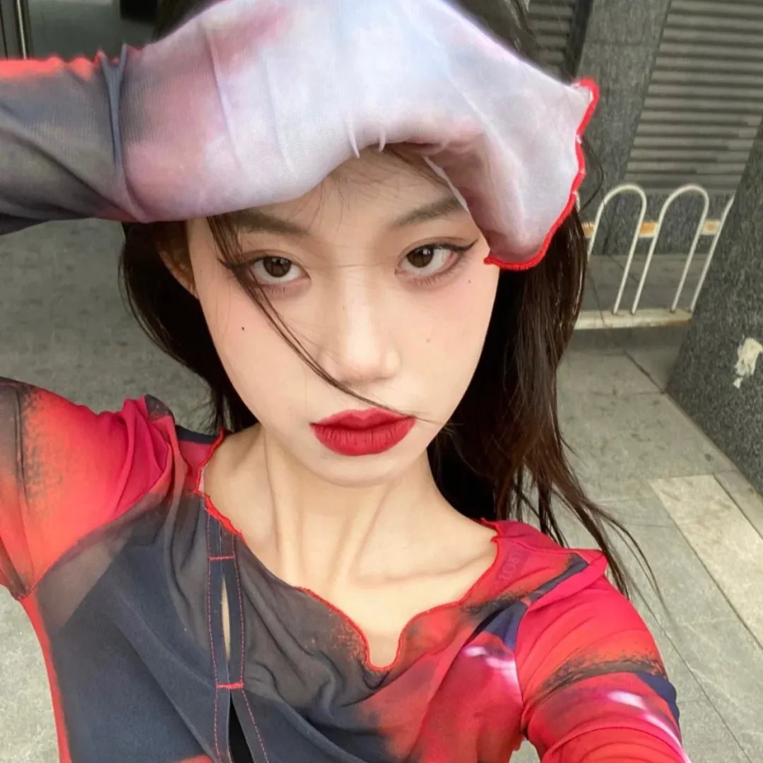 黄阿丽：小眼镜蛇